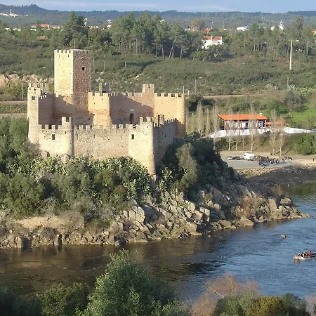 Casa Da Aldeia * Constância